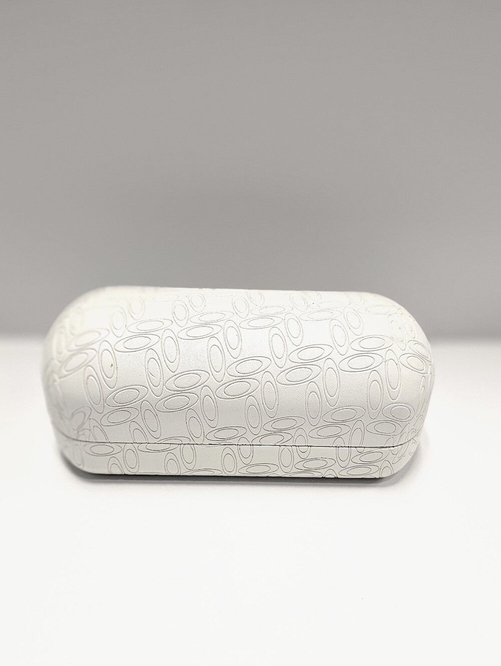 Oakley White Sunglass Snap Hinge Case